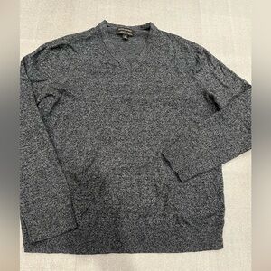[L]Banana Republic Cotton/Silk Blend Gray V-Neck Sweater